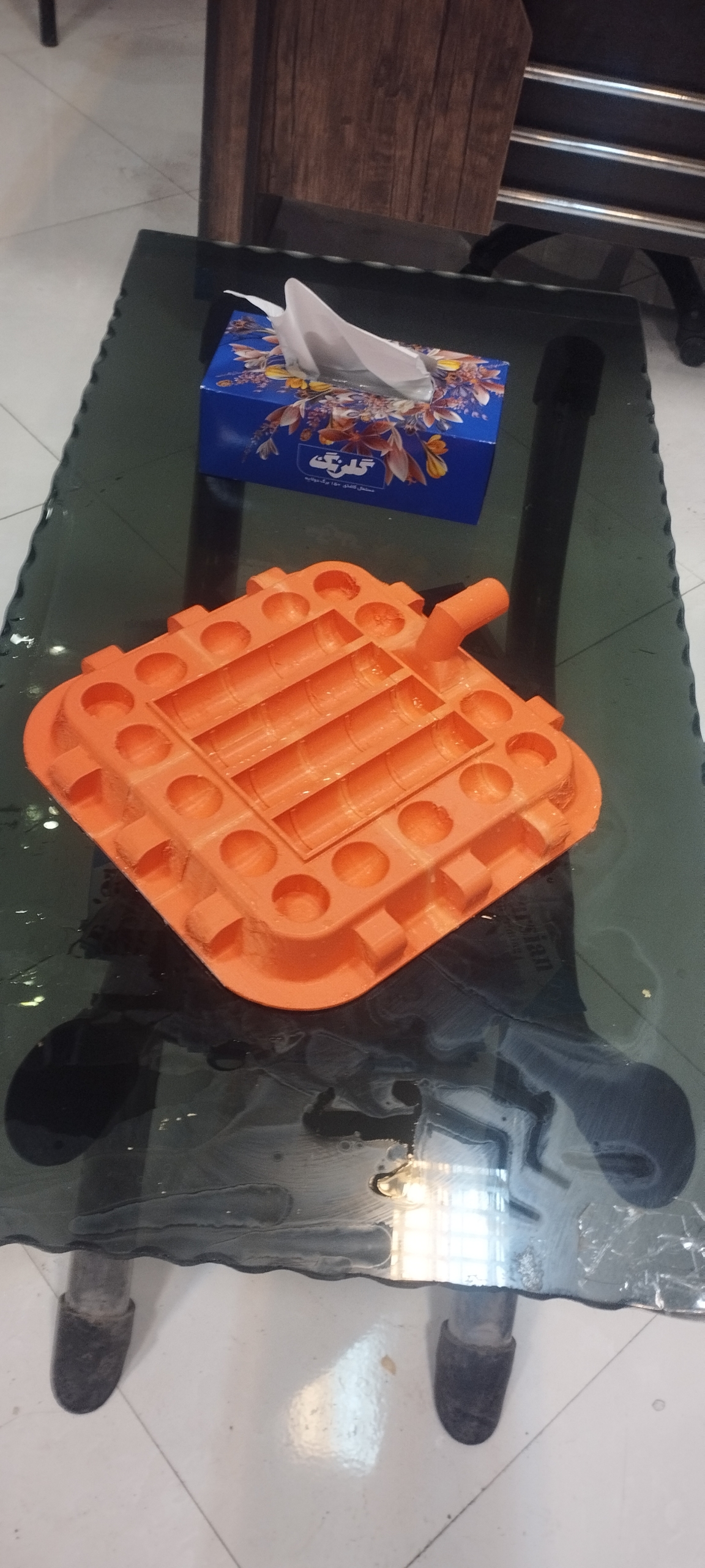 ساخت مدل زیر گلدان چند منظوره